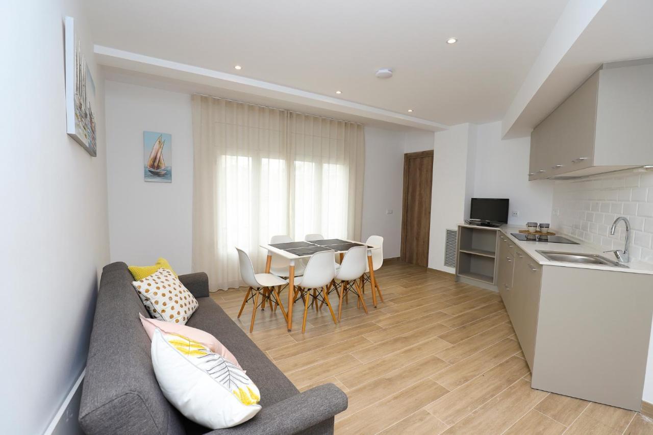 Apartaments Agneta- Timo Cambrils Luaran gambar